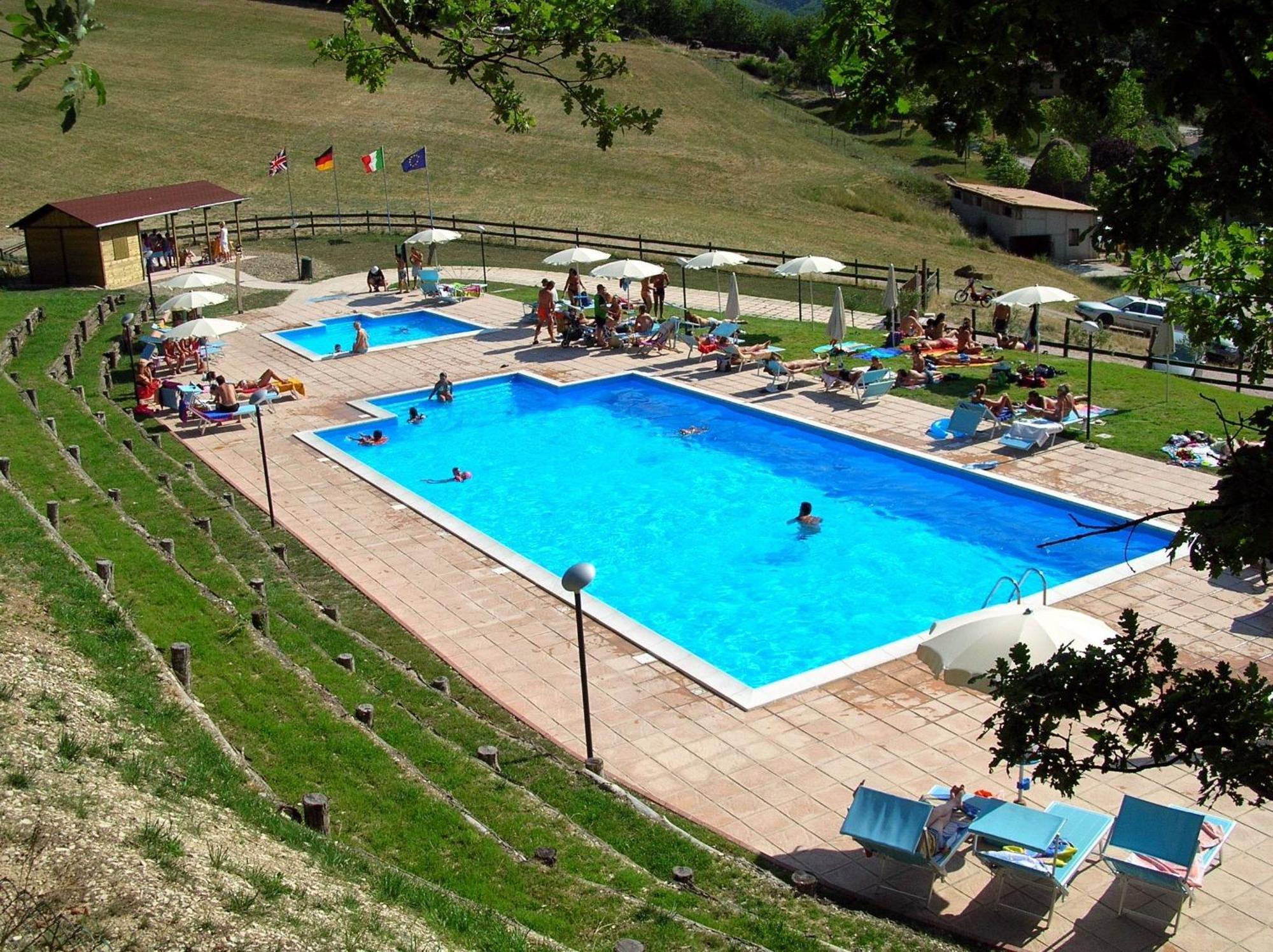 Agriturismo Orsaiola Urbania Exterior foto