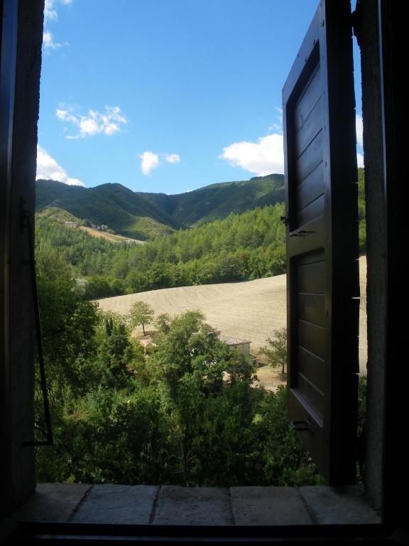 Agriturismo Orsaiola Urbania Habitación foto